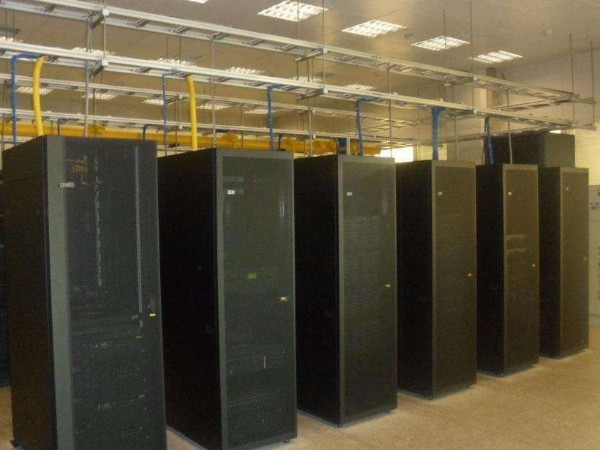 有20個(gè)點(diǎn)，如何做好集中性的機(jī)房環(huán)境系統(tǒng)檢測(cè)控制？