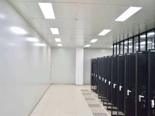 機房溫度應該控制在多少度合適？不能超過多少度？