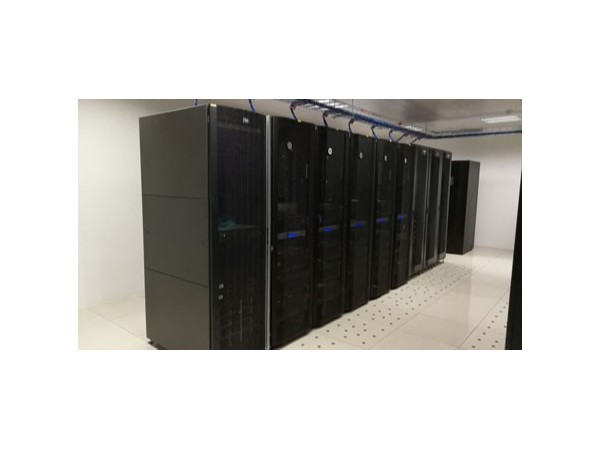 學(xué)校機(jī)房安裝監(jiān)控方案，要找誰做？